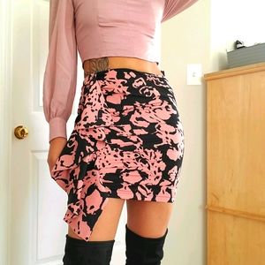 NWT Nasty Gal pink and black high-rise skirt sz. 6